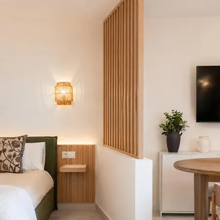 Occidental Banus 2&4 *