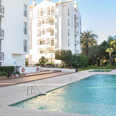 Occidental Banus 2&4 شقة *